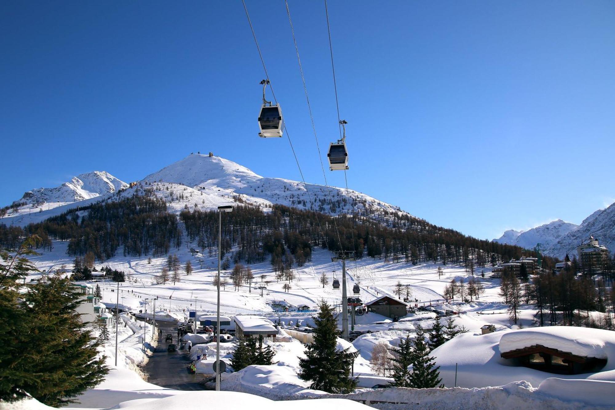 Grange Hike & Ski Sestriere Apartments Luaran gambar